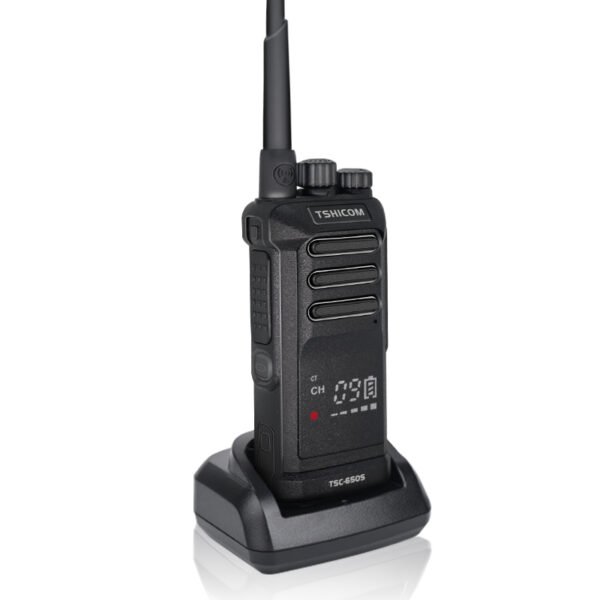Encrypted 5W Analog Handheld Two Way Radio